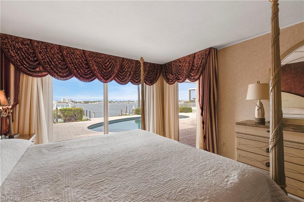 ROYAL HARBOR - Residential