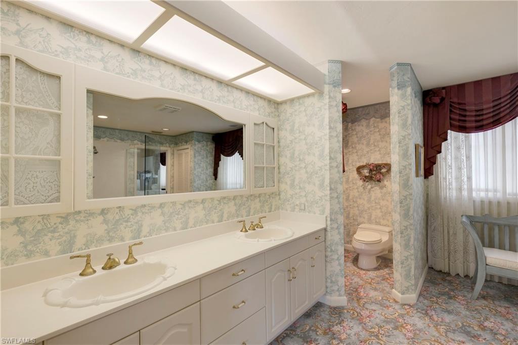 ROYAL HARBOR - Residential