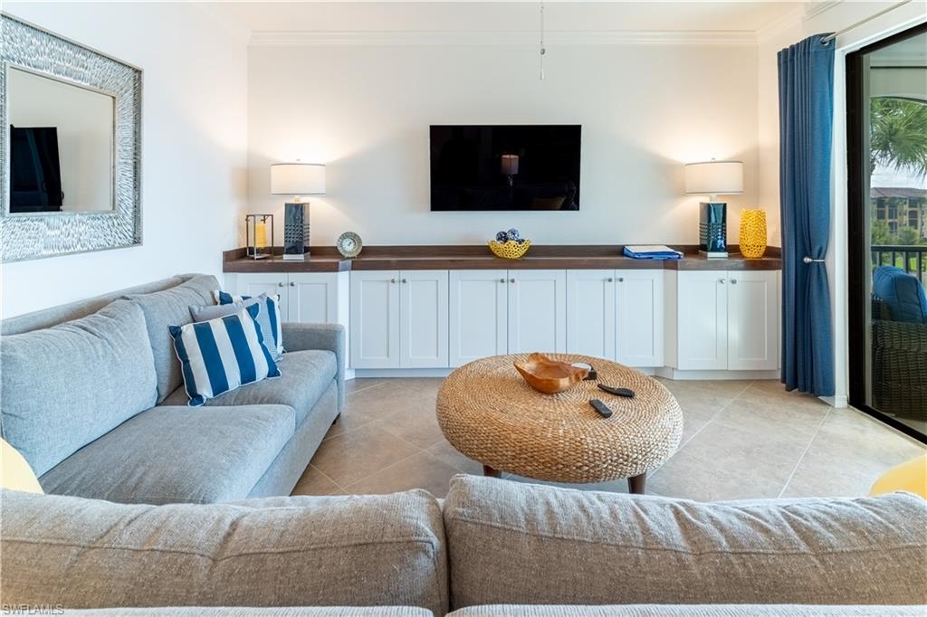 BONITA NATIONAL GOLF AND COUNTRY CLUB - Residential Lease