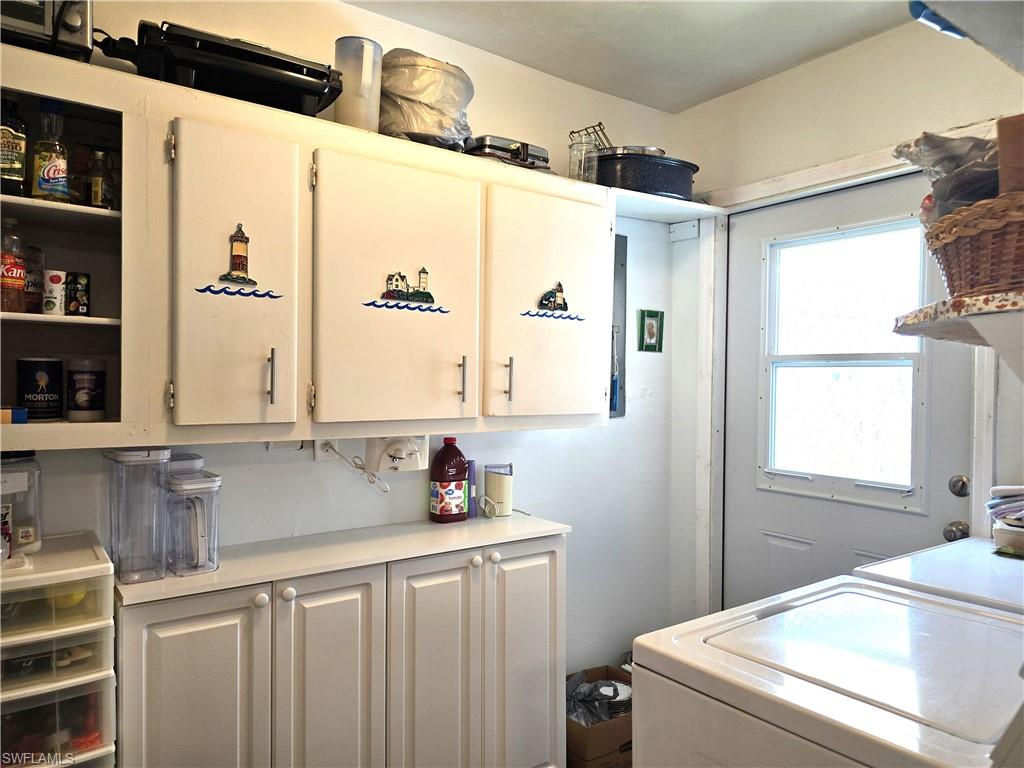 HIDDEN HARBOUR ONE CONDO - Residential