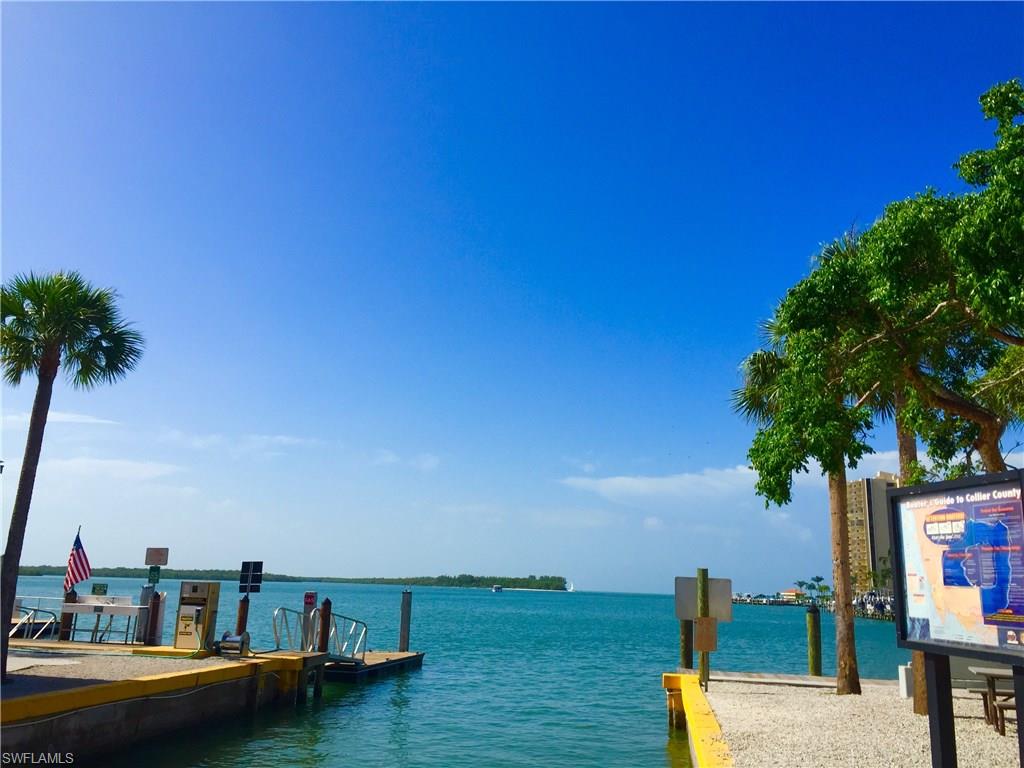 ISLAND MANOR APTS - Residential