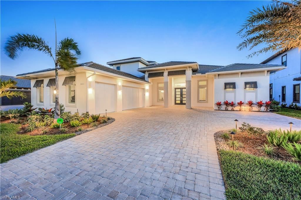 ESPLANADE LAKE CLUB - Residential