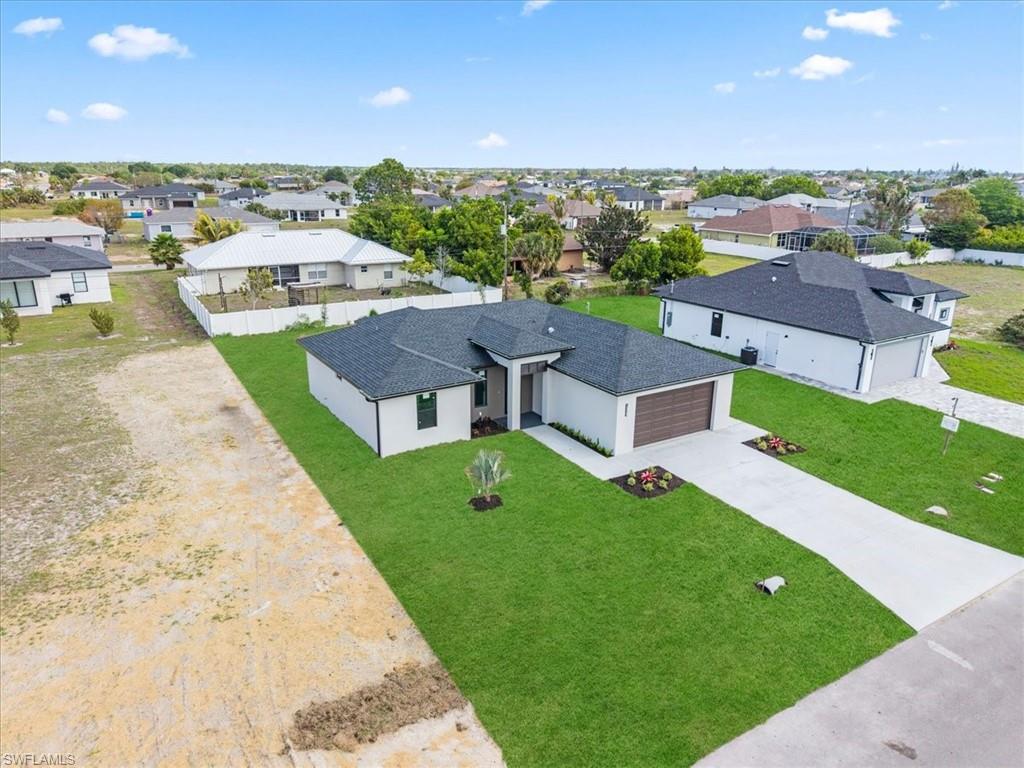 CAPE CORAL - Residential