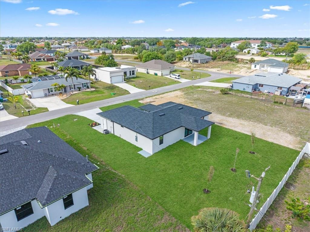 CAPE CORAL - Residential