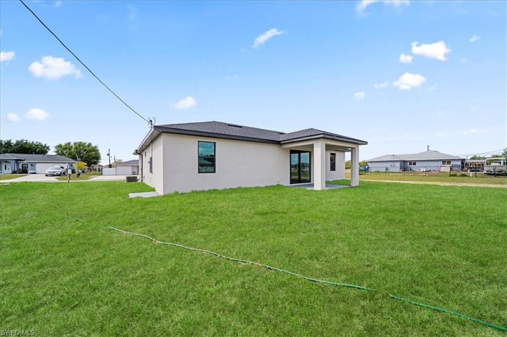 CAPE CORAL - Residential