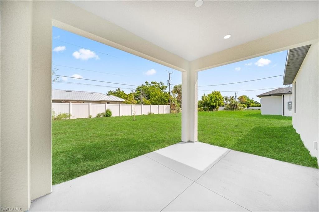 CAPE CORAL - Residential