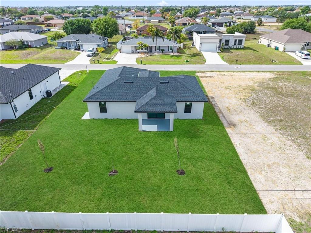 CAPE CORAL - Residential