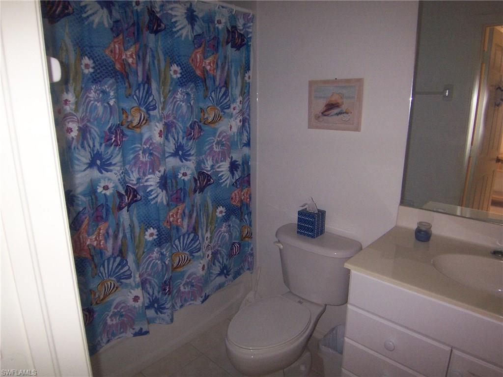 FAIRWAY VILLAS - Residential