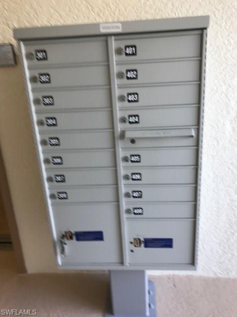 FAIRWAY VILLAS - Residential