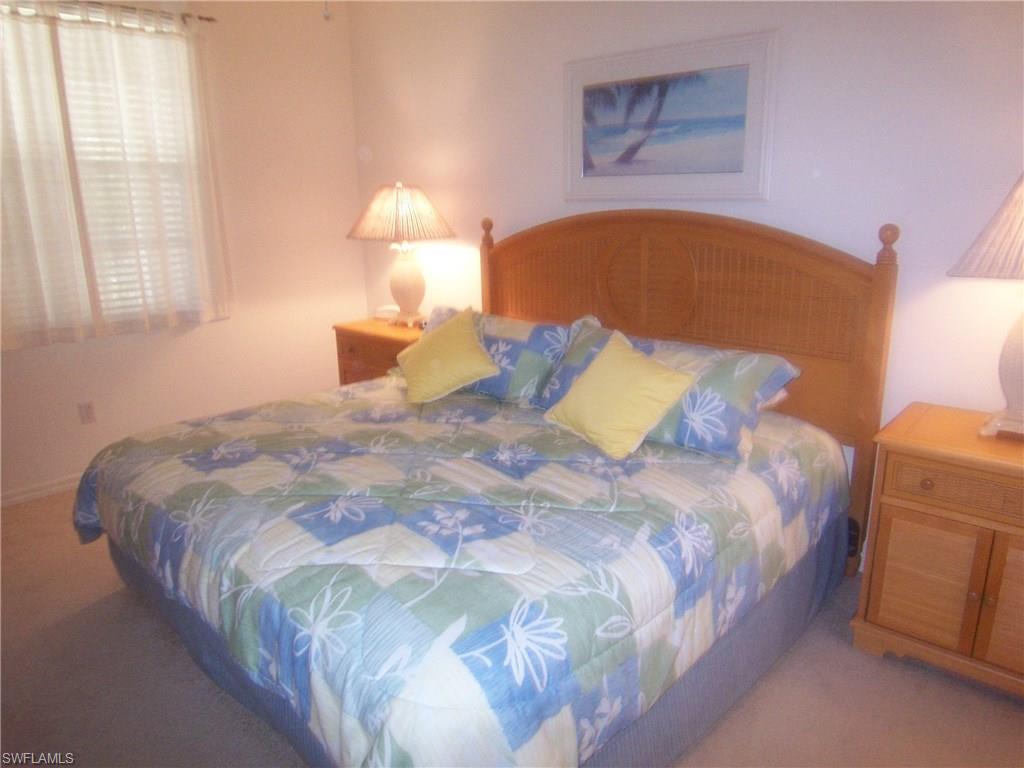 FAIRWAY VILLAS - Residential