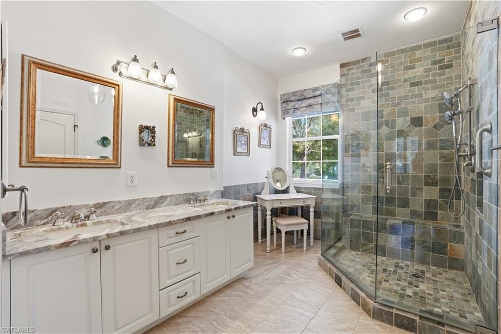 LAS BRISAS AT SPANISH WELLS - Residential