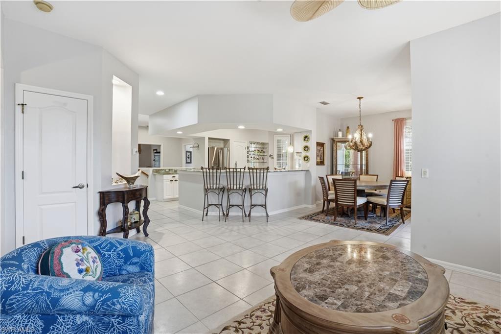 LAS BRISAS AT SPANISH WELLS - Residential