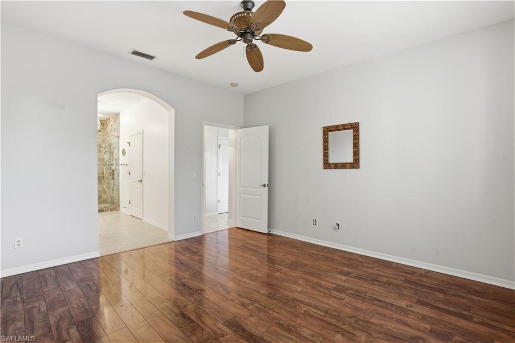 LAS BRISAS AT SPANISH WELLS - Residential