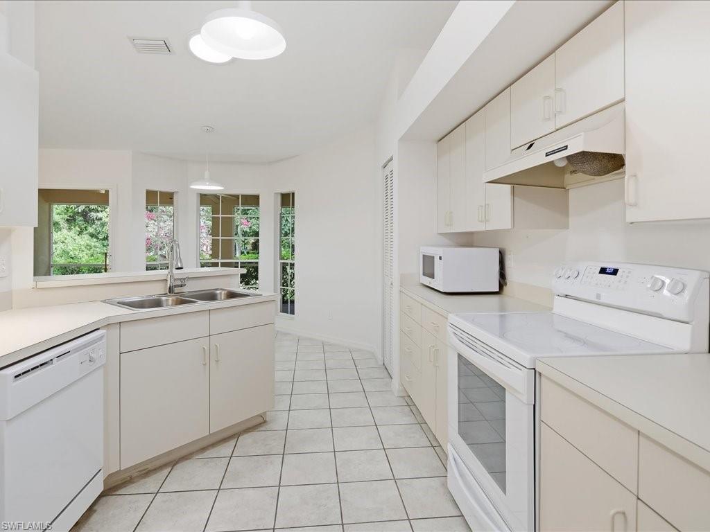 CROWN POINTE EAST - Residential