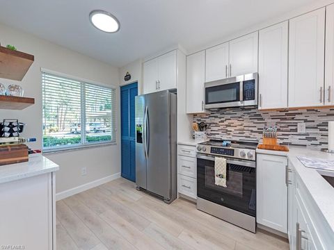 5950 Amherst DR A106 NAPLES FL 34112