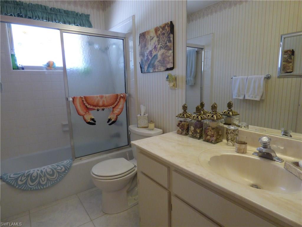 GOLFWOOD CONDO - Residential