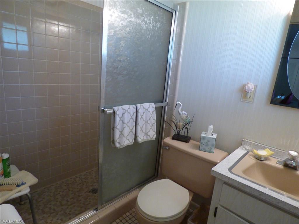 GOLFWOOD CONDO - Residential