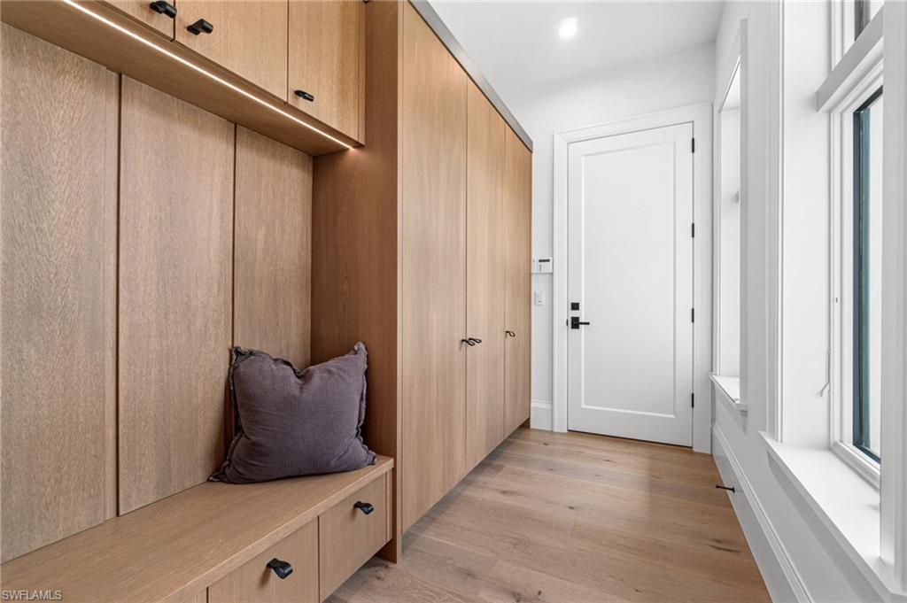 PINE RIDGE - Residential