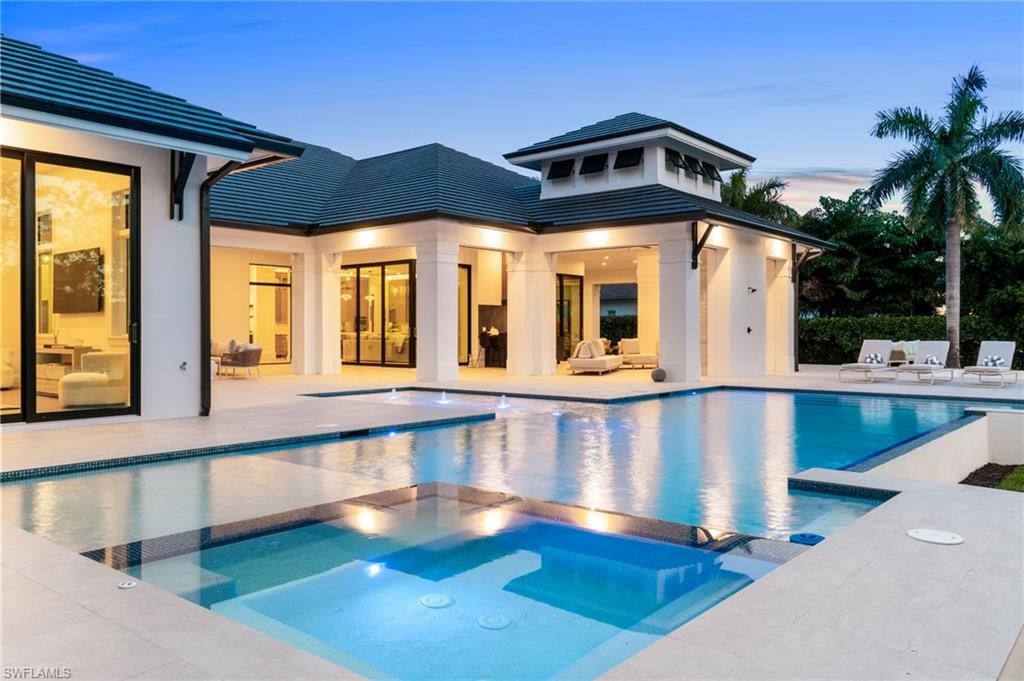 PINE RIDGE - Residential