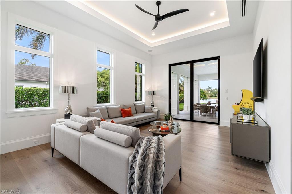 PINE RIDGE - Residential