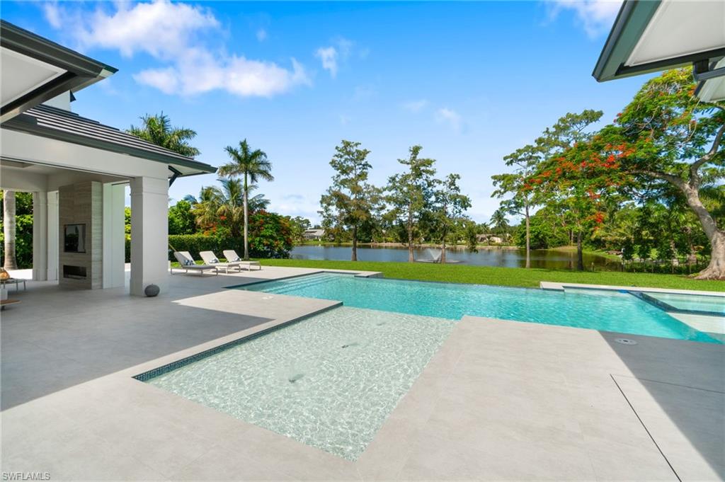 PINE RIDGE - Residential