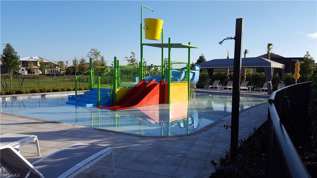 STONECREEK - Residential