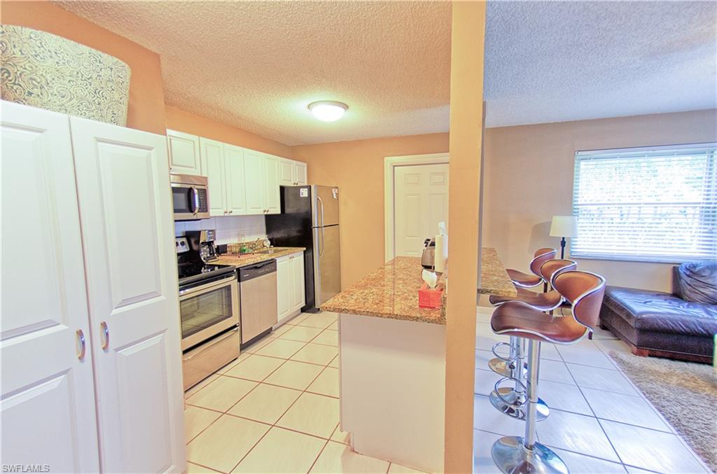 NAPLES PARK - Residential