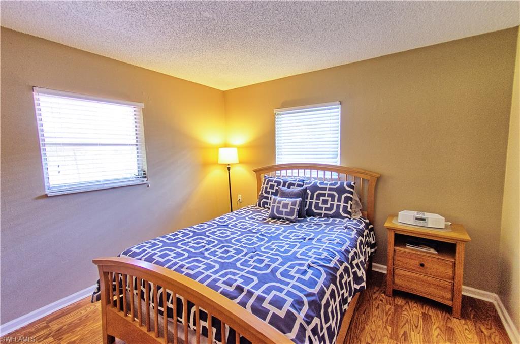 NAPLES PARK - Residential