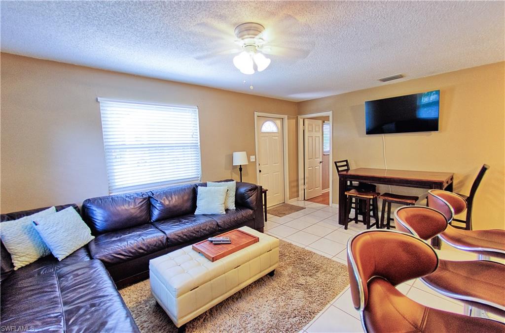 NAPLES PARK - Residential