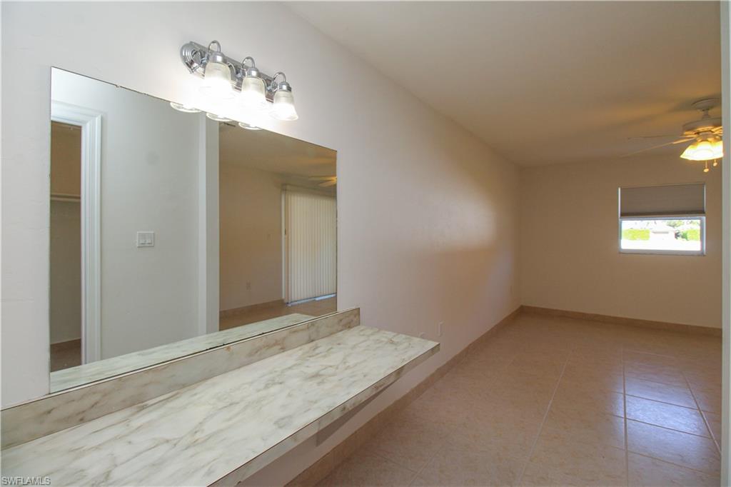 NAPLES PARK - Residential