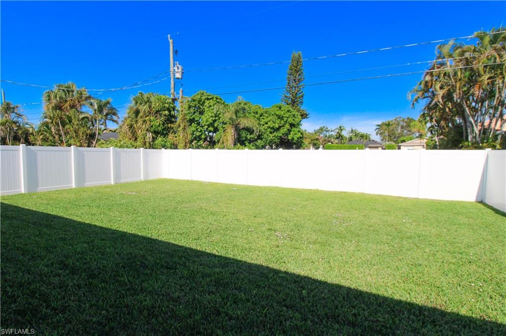 NAPLES PARK - Residential