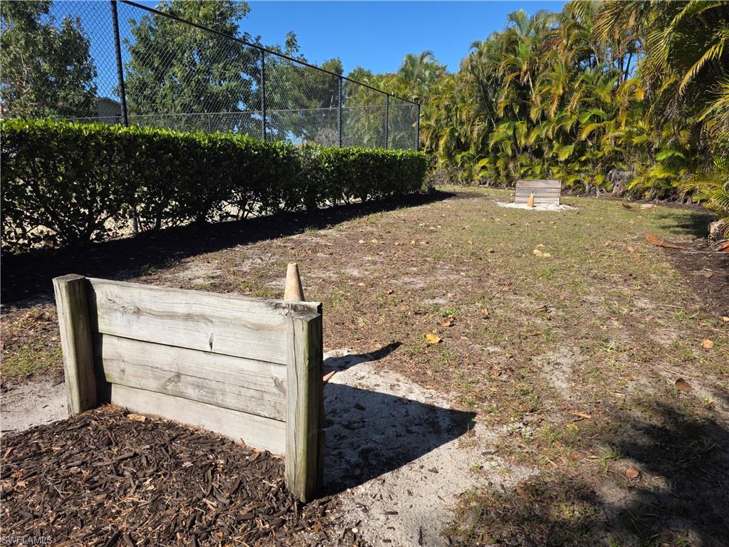 GLADIOLUS GARDENS CONDO ASSN - Residential Lease