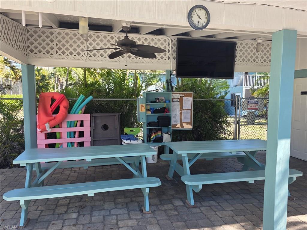 GLADIOLUS GARDENS CONDO ASSN - Residential Lease