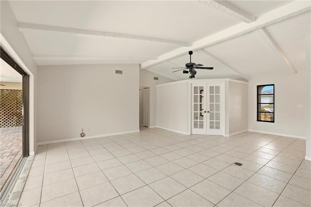 CAPE CORAL - Residential