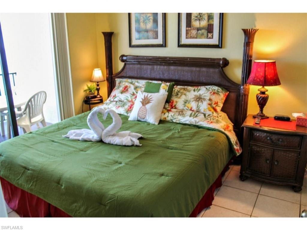 SEA WINDS OF MARCO - Residential