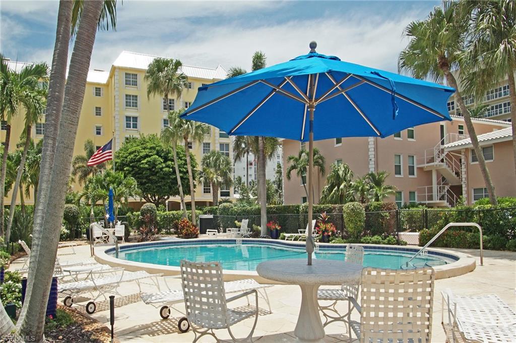 AMBASSADOR CLUB - Residential