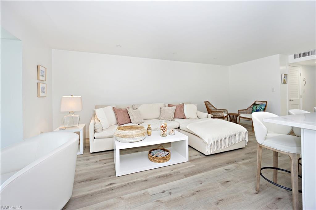 AMBASSADOR CLUB - Residential