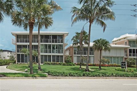 Photo of 1910 Gulf Shore BLVD N #102, NAPLES, FL 34102 (MLS # 226011552)