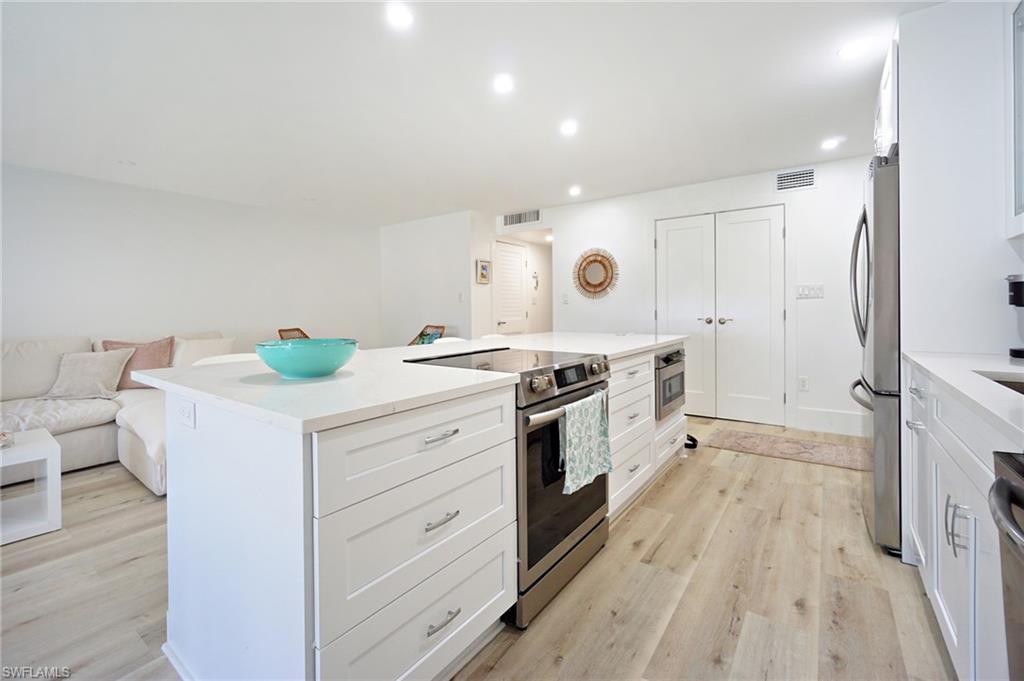 AMBASSADOR CLUB - Residential