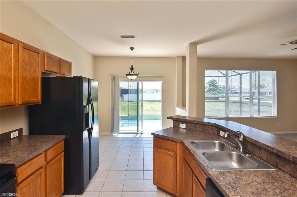 CAPE CORAL - Residential Lease