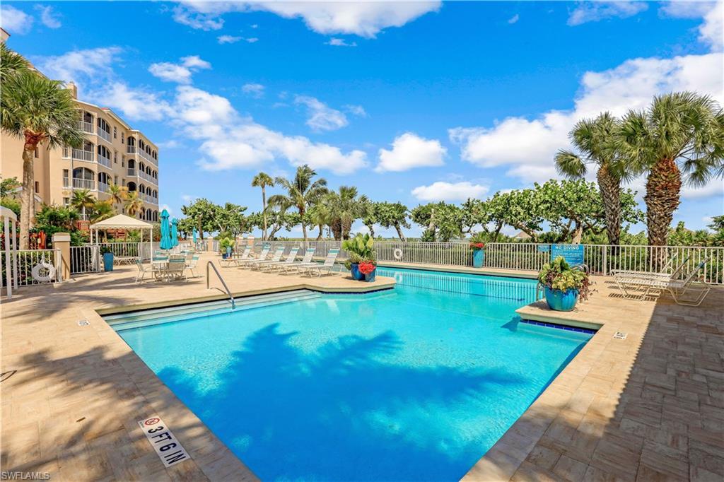 HIDEAWAY BEACH - Residential