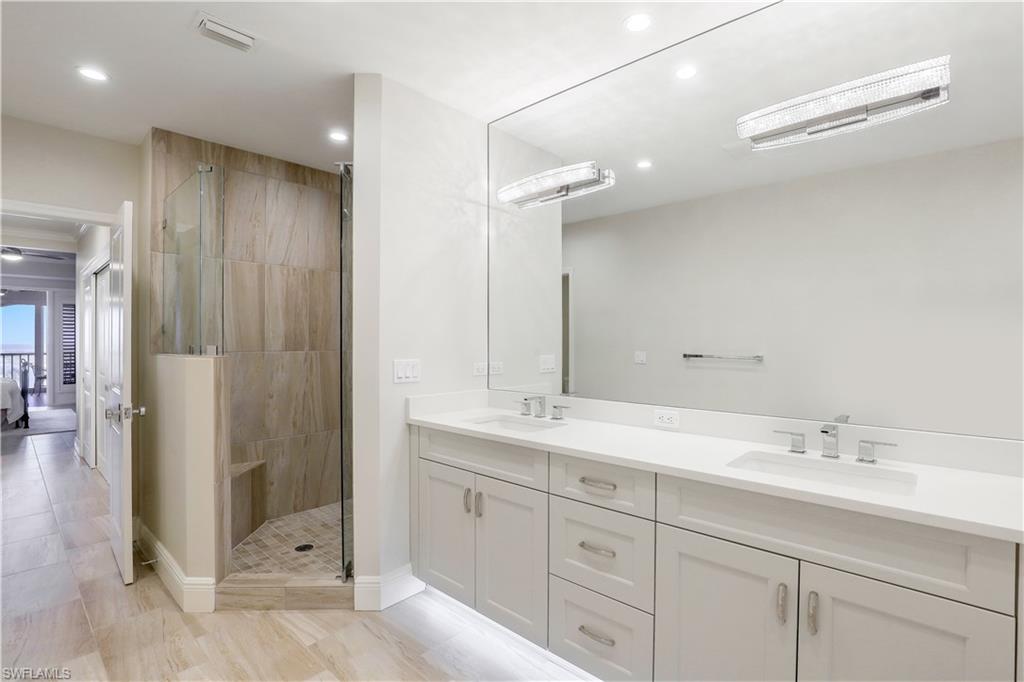 HIDEAWAY BEACH - Residential