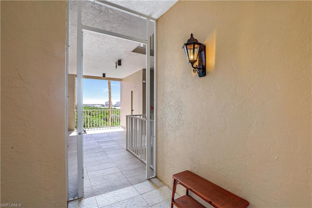 HIDEAWAY BEACH - Residential