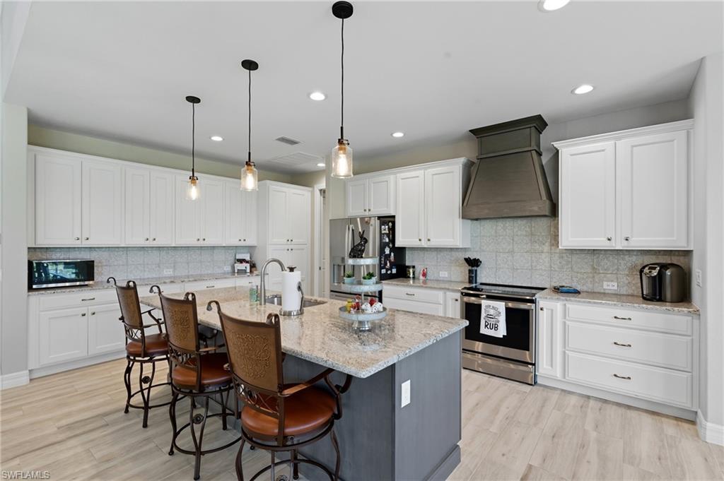 SOUTH GULF COVE - Residential