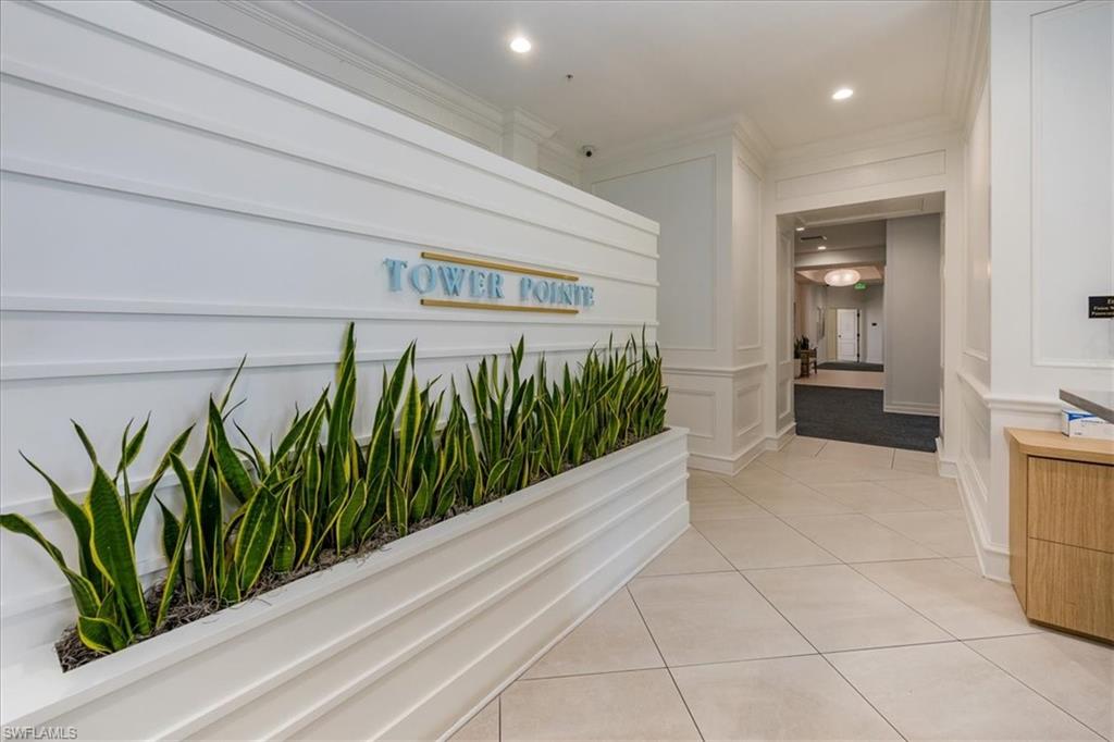 ARBOR TRACE - Residential