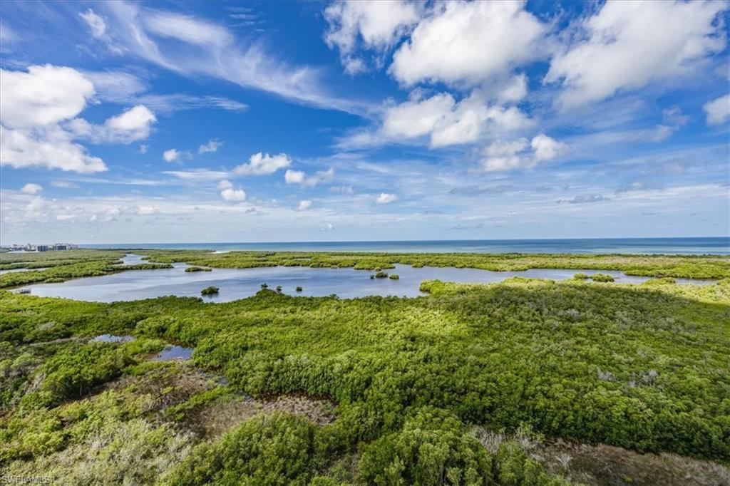 ARBOR TRACE - Residential