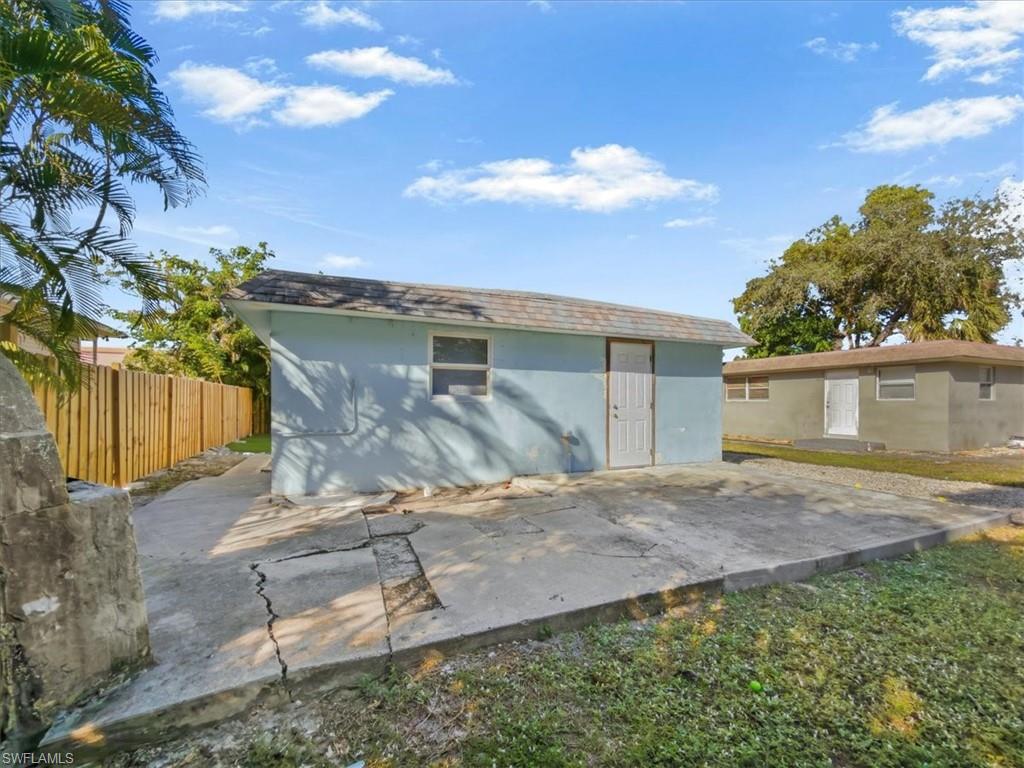 SHADOWLAWN AT NAPLES - Residential