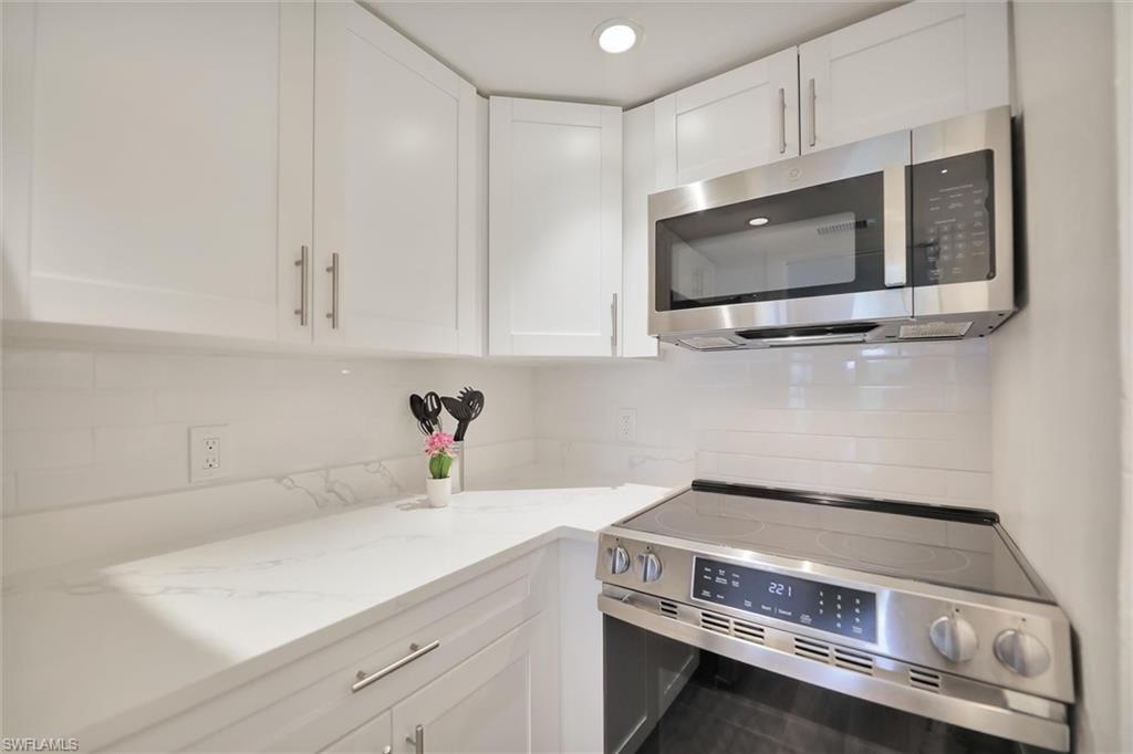 GULF BEACH VILLAS - Residential