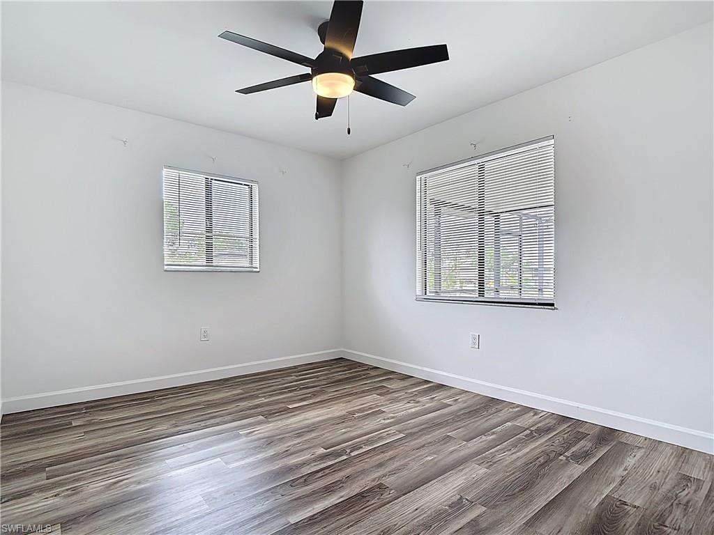 SAN CARLOS PARK - Residential