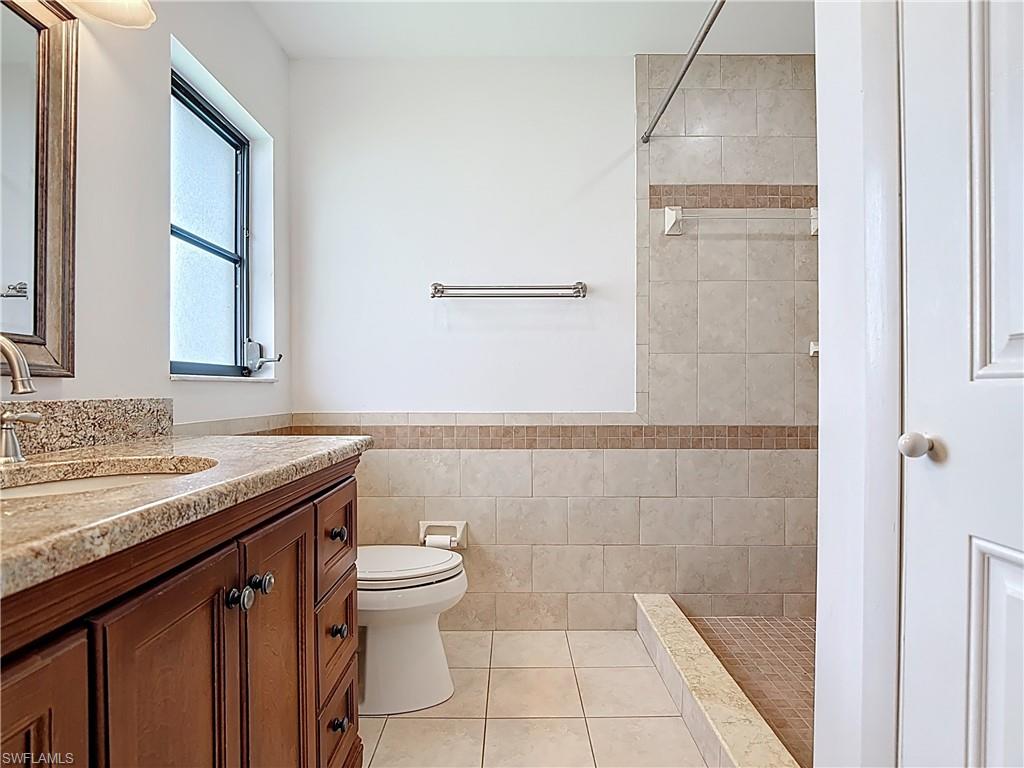 SAN CARLOS PARK - Residential